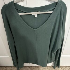 She + Sky Deep Green V-Neck Sweatshirt